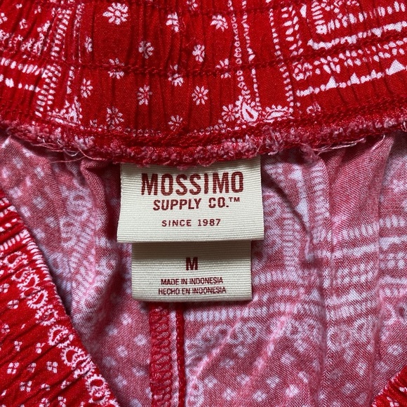Mossimo Supply Co. Red and White Patterned Shorts - Picture 2 of 8
